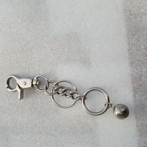 Nowt unisex Silverstone key chain